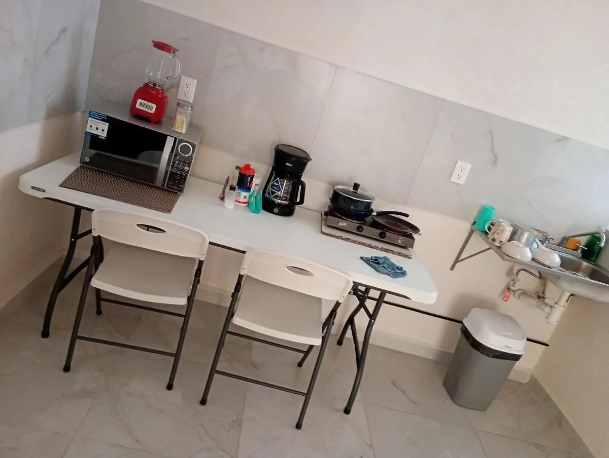 2 Bedroom Apartment Playa del Carmen 0*,